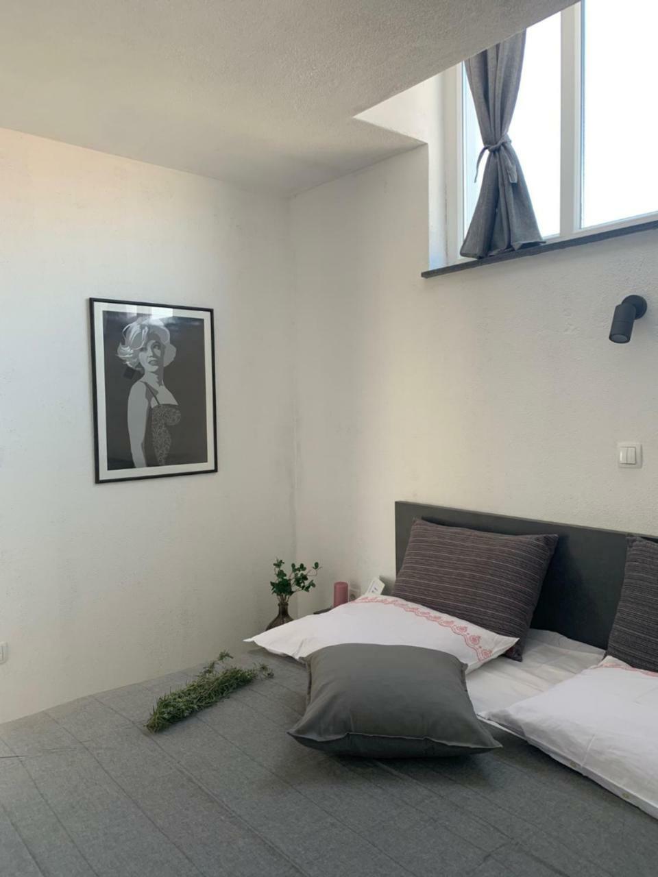 Modern Apartments Day Σίμπενικ Εξωτερικό φωτογραφία